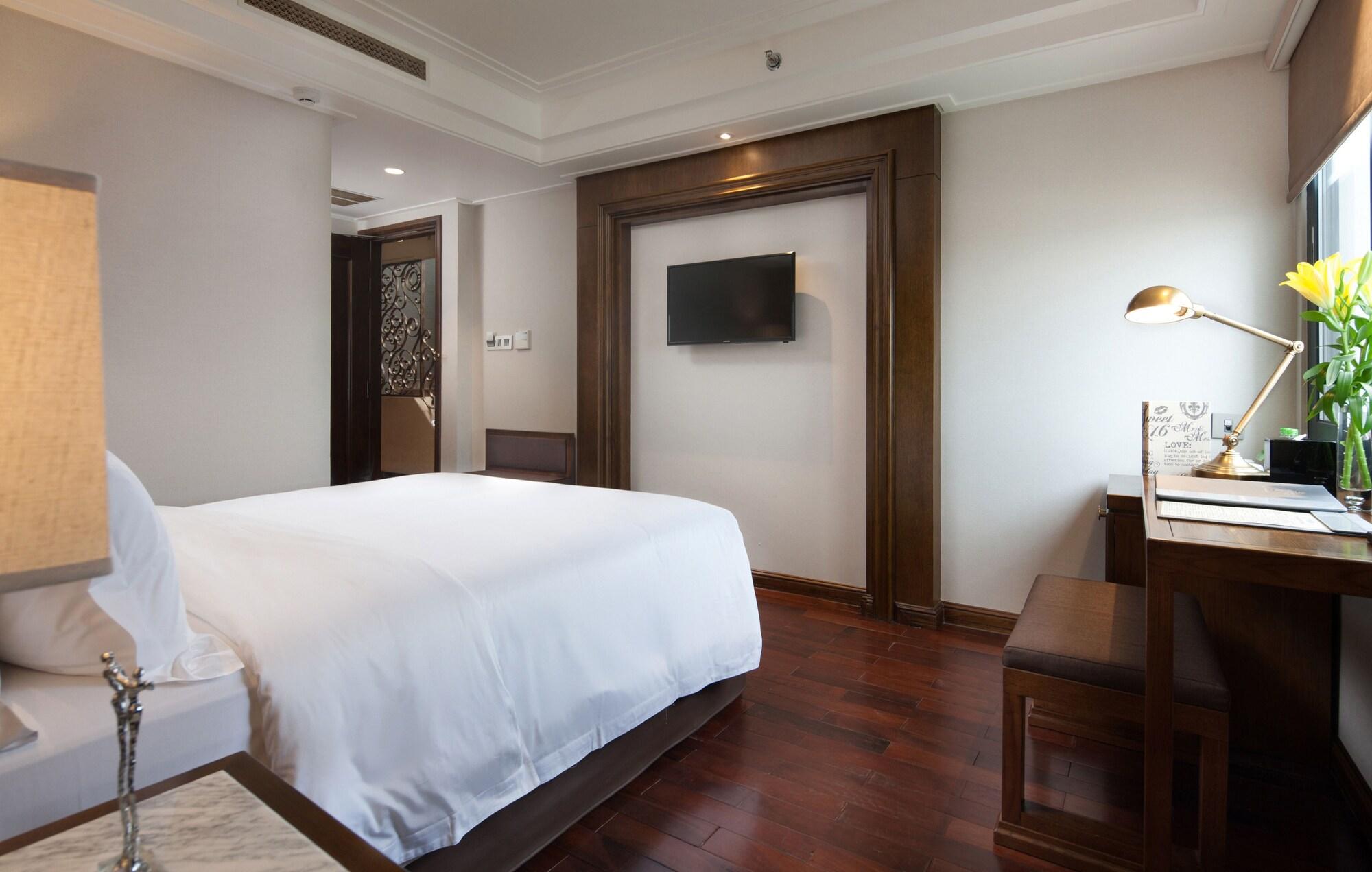Peridot Gallery Classic Hotel Hanoi Exterior photo