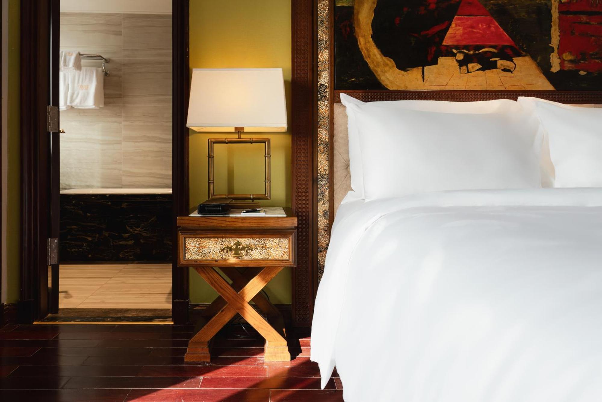 Peridot Gallery Classic Hotel Hanoi Exterior photo