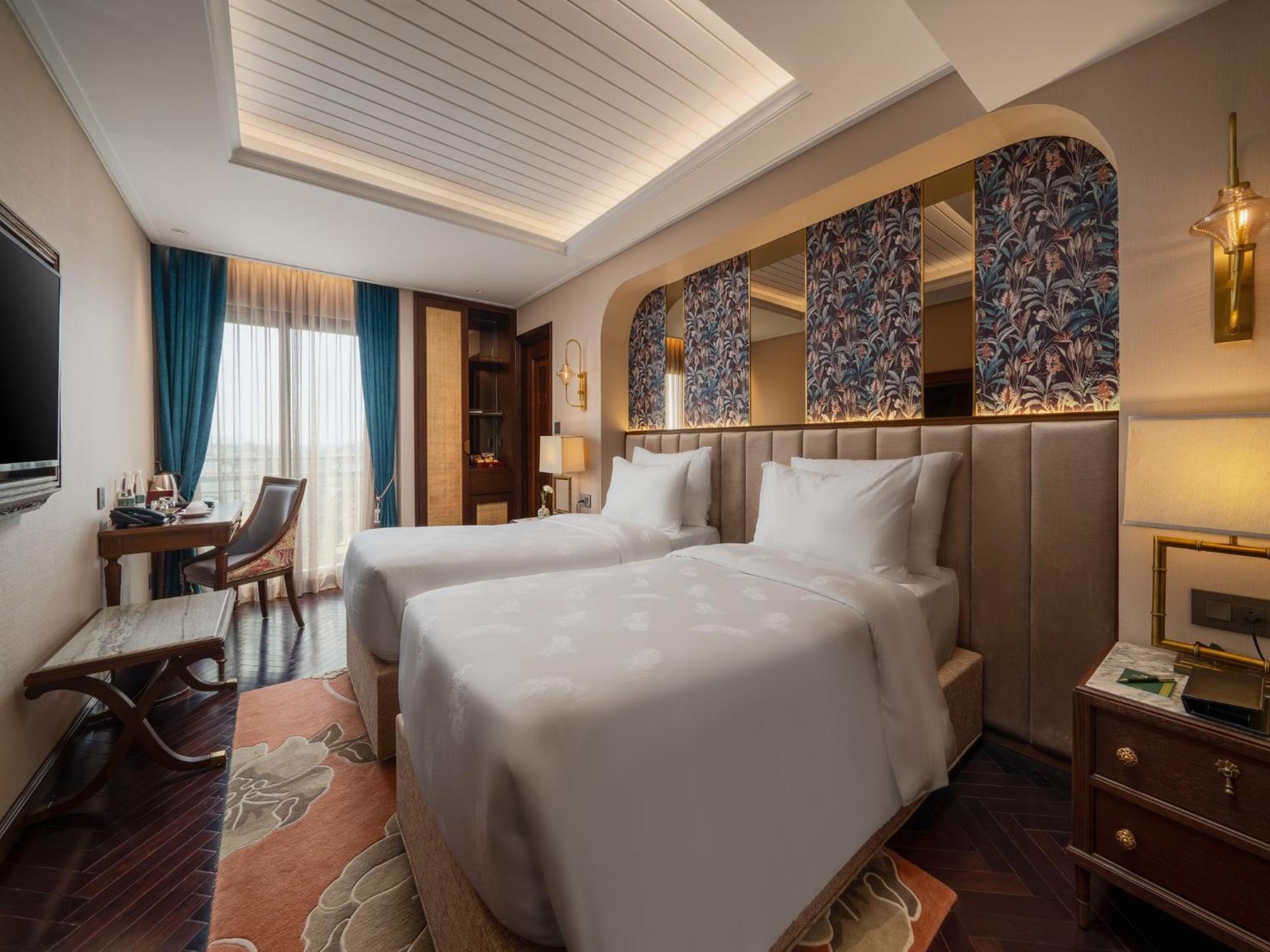 Peridot Gallery Classic Hotel Hanoi Exterior photo