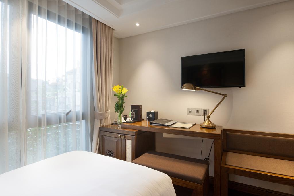 Peridot Gallery Classic Hotel Hanoi Exterior photo